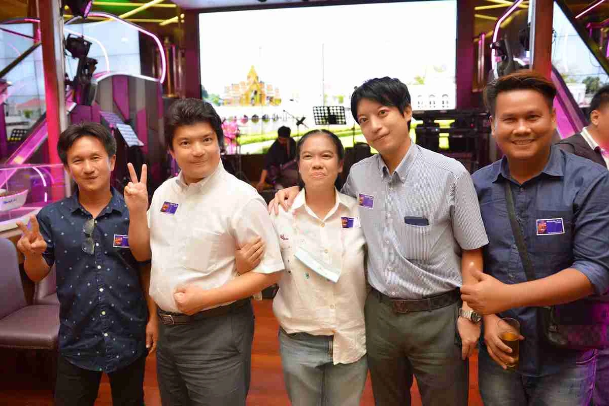 ล่องเรื่อดินเนอร์แม่น้ำเจ้าพระยาฉลองครบรอบ 30 ปี บริษัท Air Con Parts Engineering
