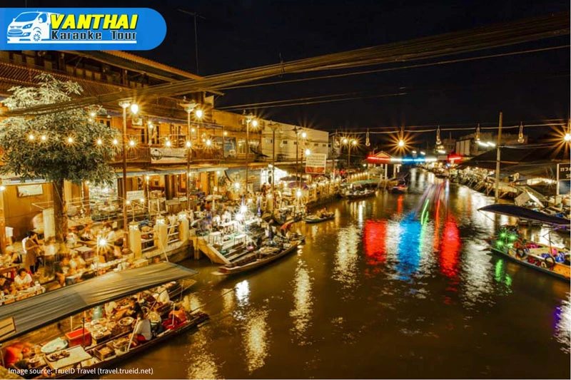 ตลาดน้ำอัมพวา จังหวัดสมุทรสงคราม