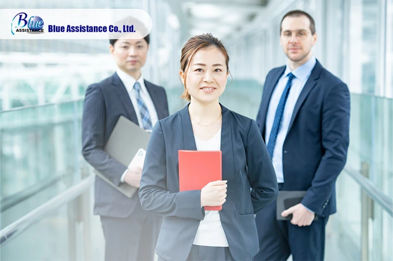 ทำอย่างไรเมื่อวีซ่าและใบอนุญาตทำงานหมดอายุ?