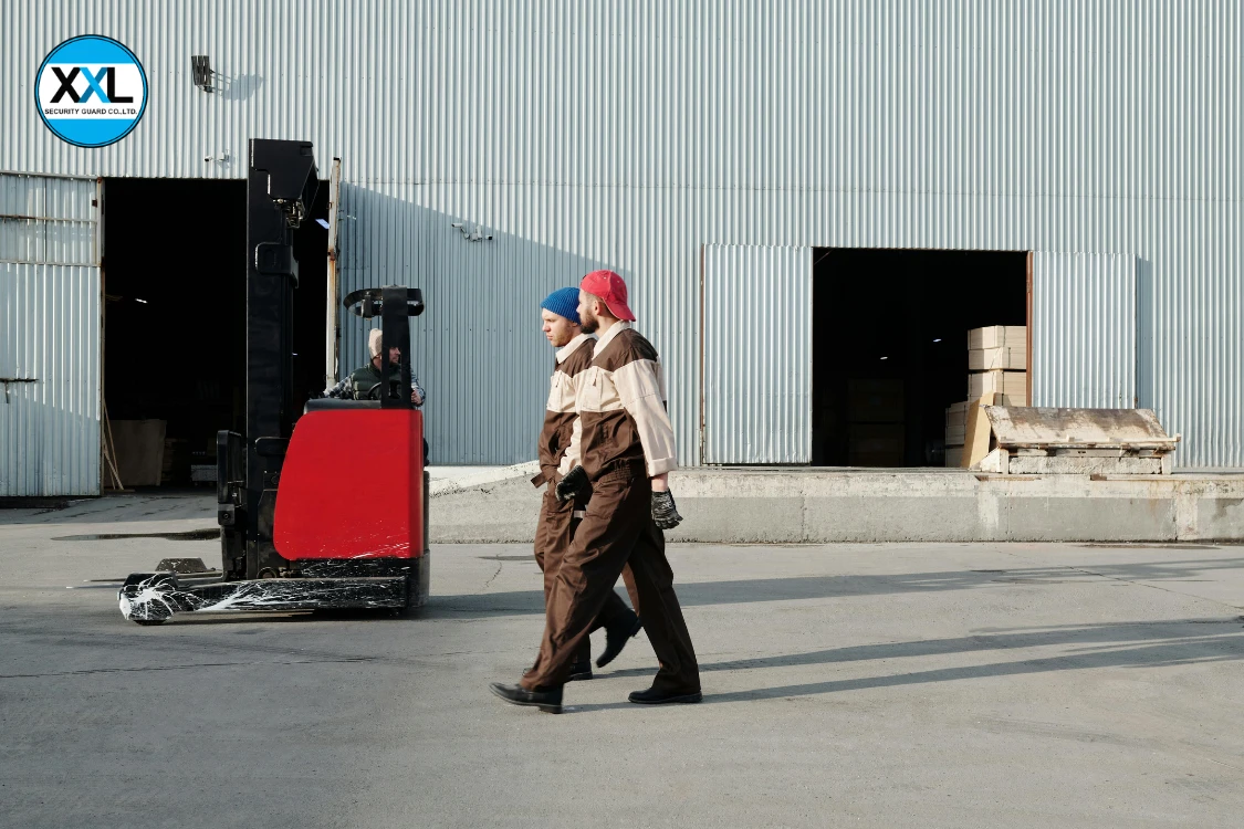 C-TPAT ช่วยเพิ่มความปลอดภัยในคลังสินค้าและพื้นที่โรงงานอย่างไร?