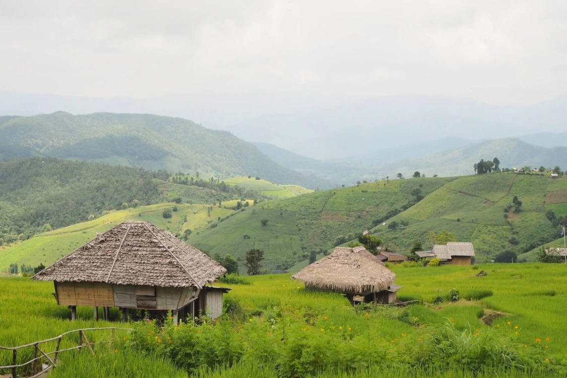 14 ที่เที่ยวเดือนกันยายน! หน้าฝนทั่วไทย พร้อมบริการเช่ารถตู้พร้อมคนขับจากแวนไทย คาราโอเกะ ทัวร์