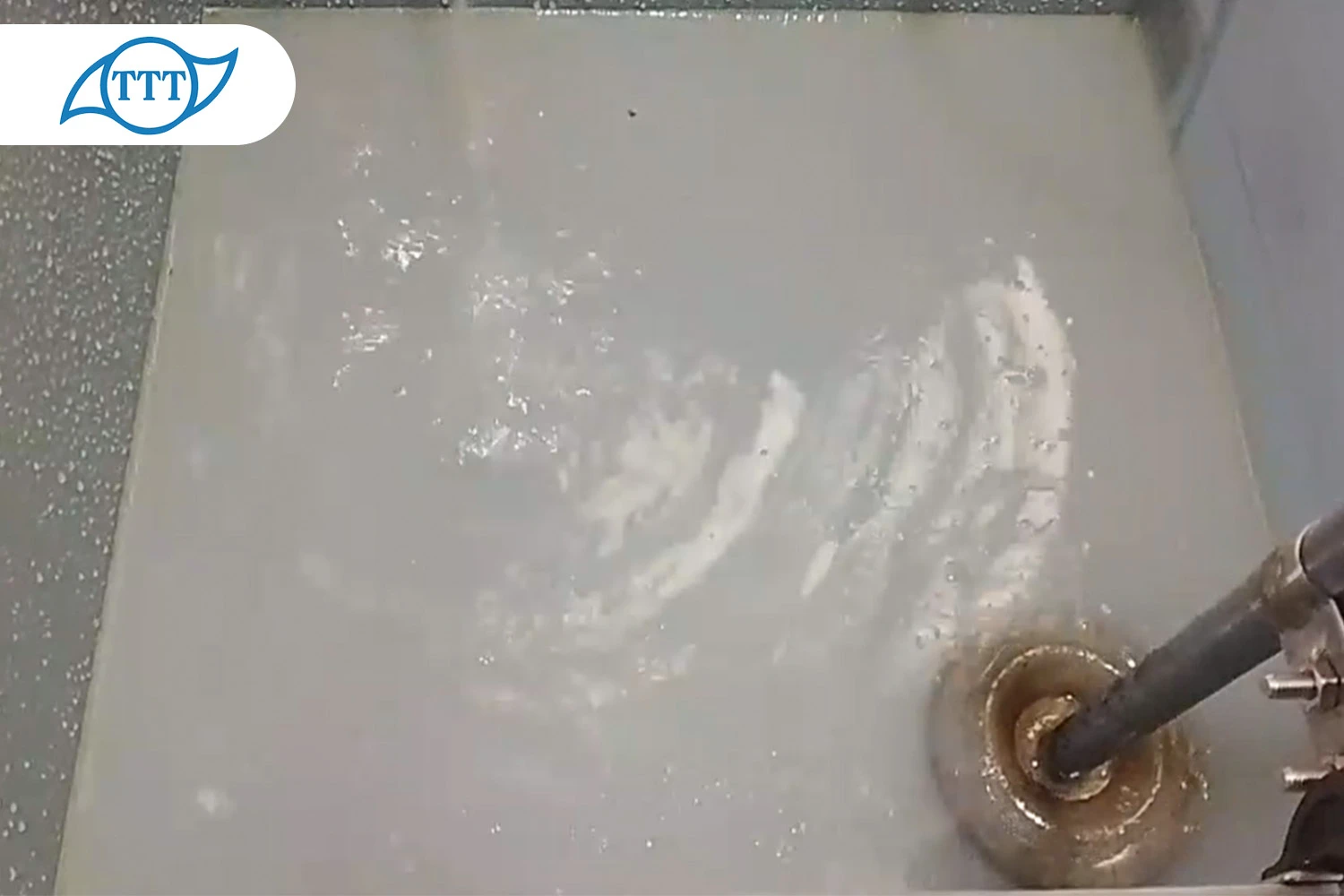 DS1‑120 Oil Skimmer กำจัดน้ำมันในถัง Coolant ได้อย่างเห็นผลและรวดเร็ว