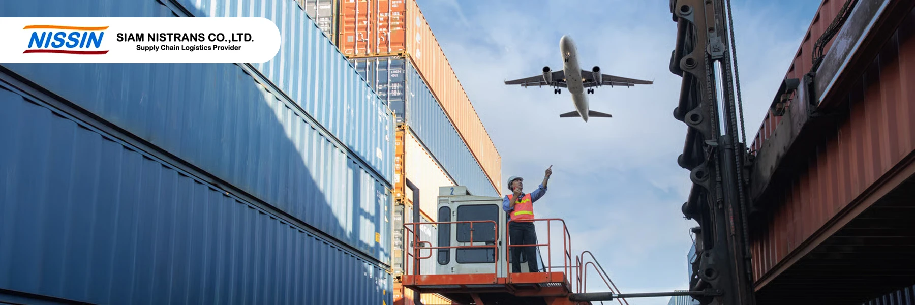 express-vs-consolidated-air-freight