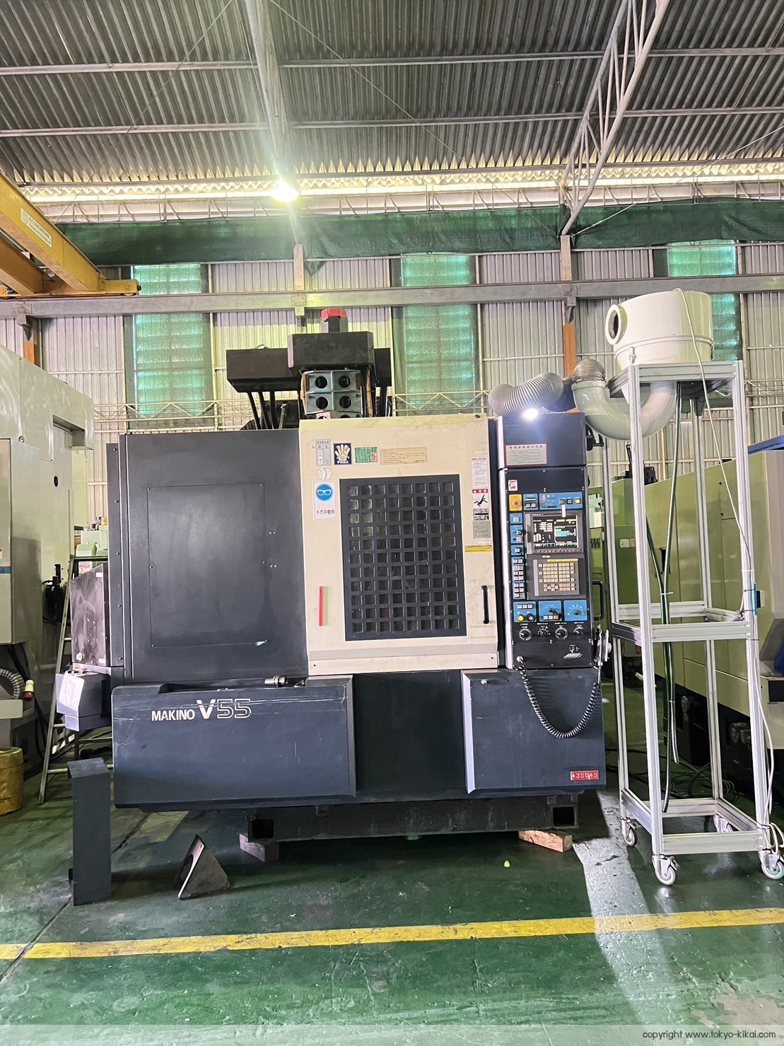 MACHINING CENTER