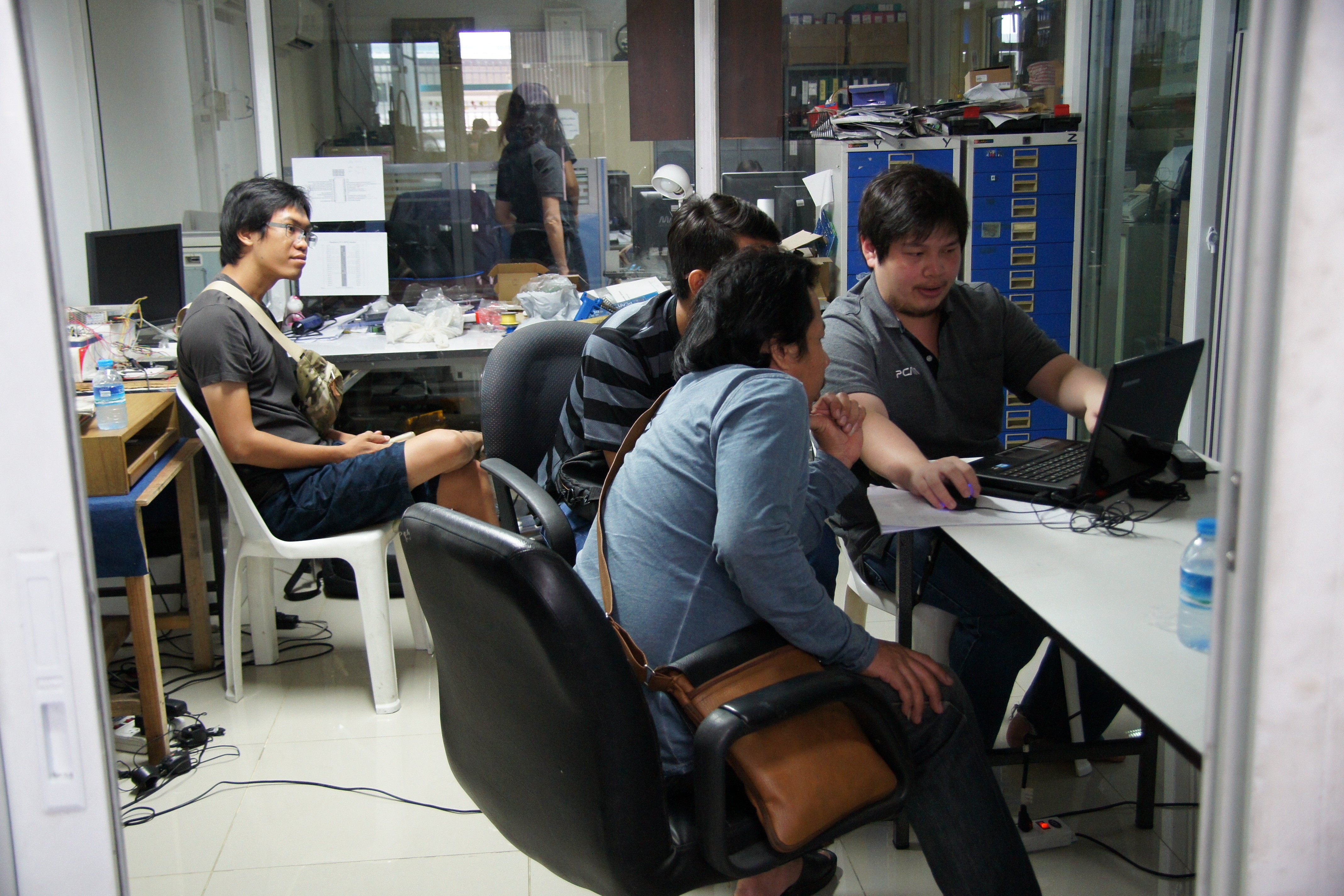 บริษัท พรีซิชั่น ซีเอ็นซี แอนด์ แมชชีนเนอรี่  จำกัด