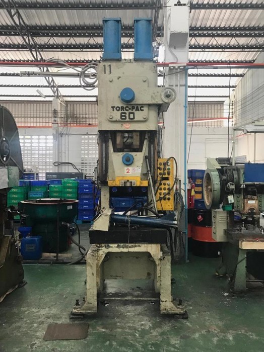 เครื่องจักรกล