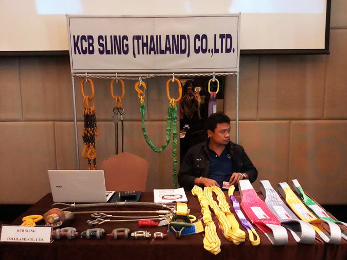 เครนและรอก