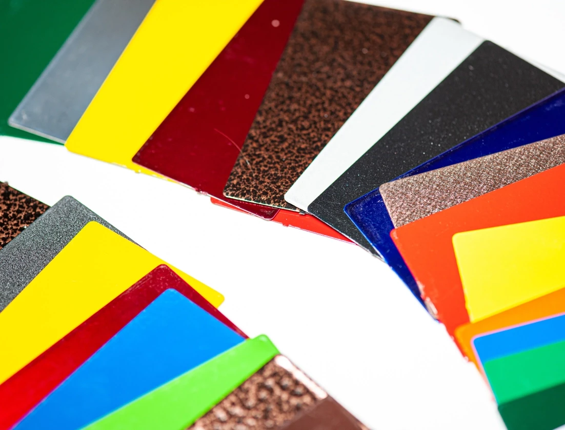 แผ่นพลาสติก