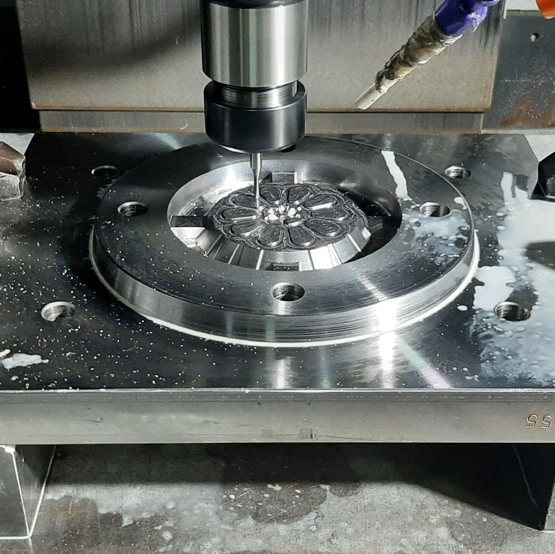 แม่พิมพ์ฉีดพลาสติก