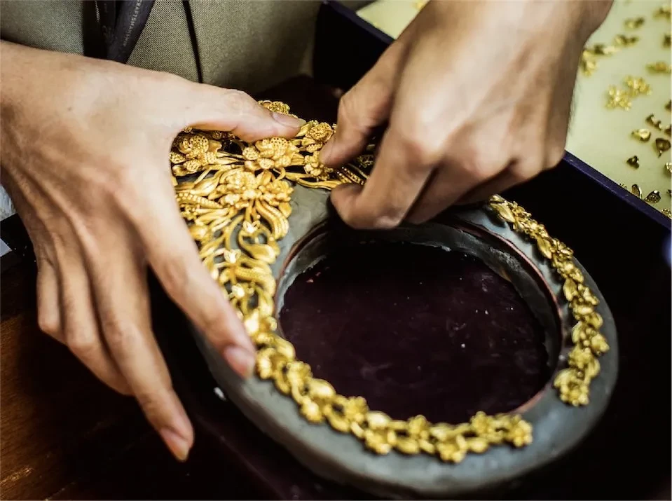 บริษัท แพรนด้า จิวเวลรี่ จำกัด (มหาชน) 