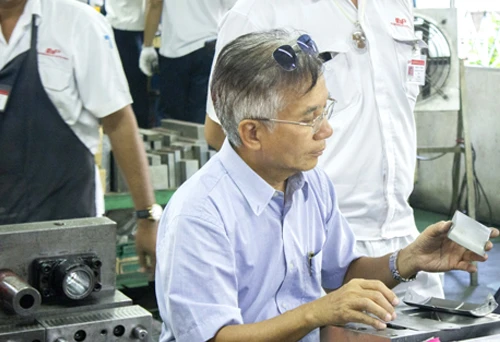 บริษัท เจริญลาภออโตพาร์ท จำกัด