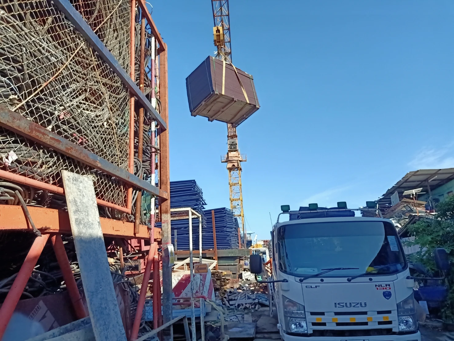 บริษัท ธนากรุ๊ป 1995 จำกัด