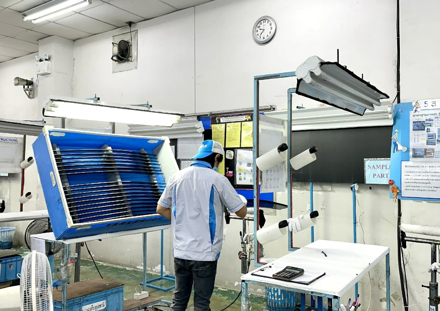 โรงงานส่วนประกอบรถยนต์