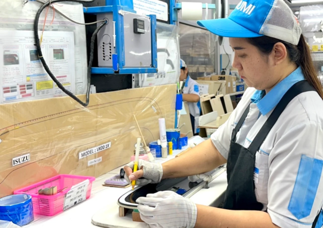 โรงงานส่วนประกอบรถยนต์