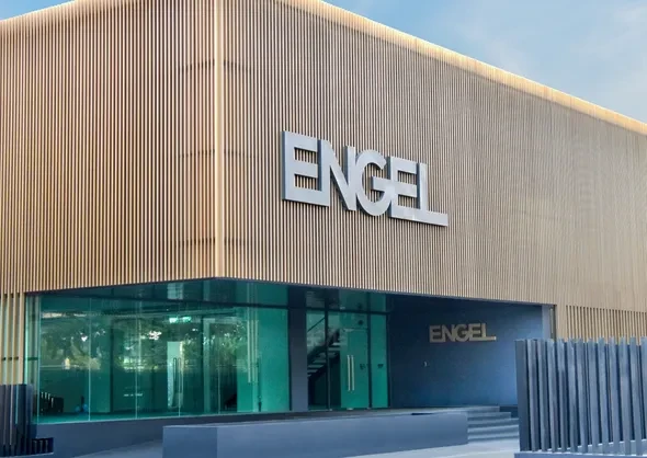 บริษัท เองเกิ้ล แมชชีนเนอรี่ (ประเทศไทย) จำกัด