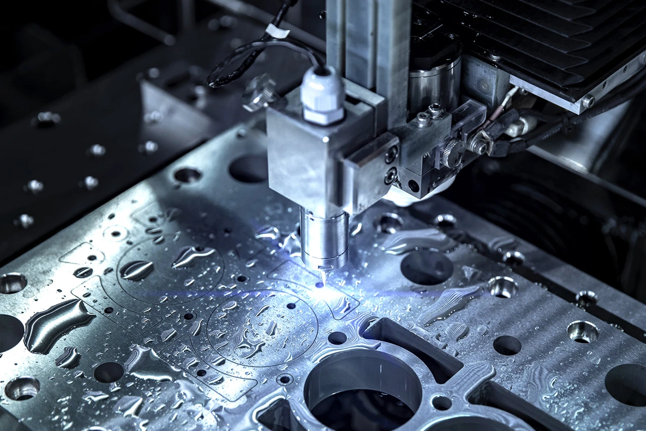 บริษัท ยูเอสอี.โฟล-ไลน์ จํากัด