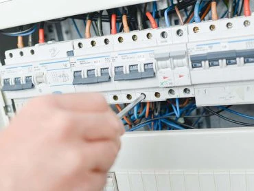 POOLPHOL ENGINEERING