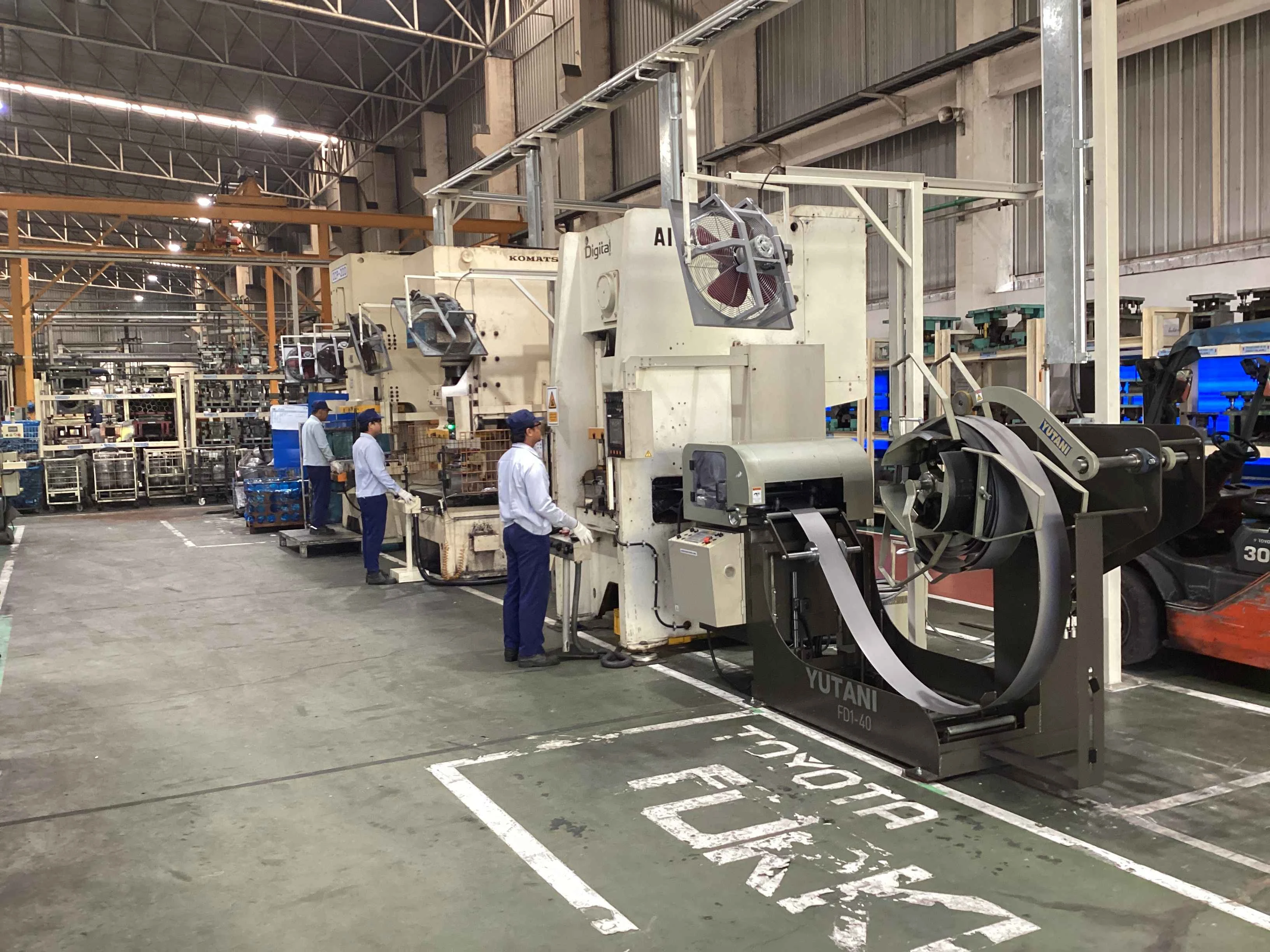INSIDE FACTORY & LINE_PRESS3